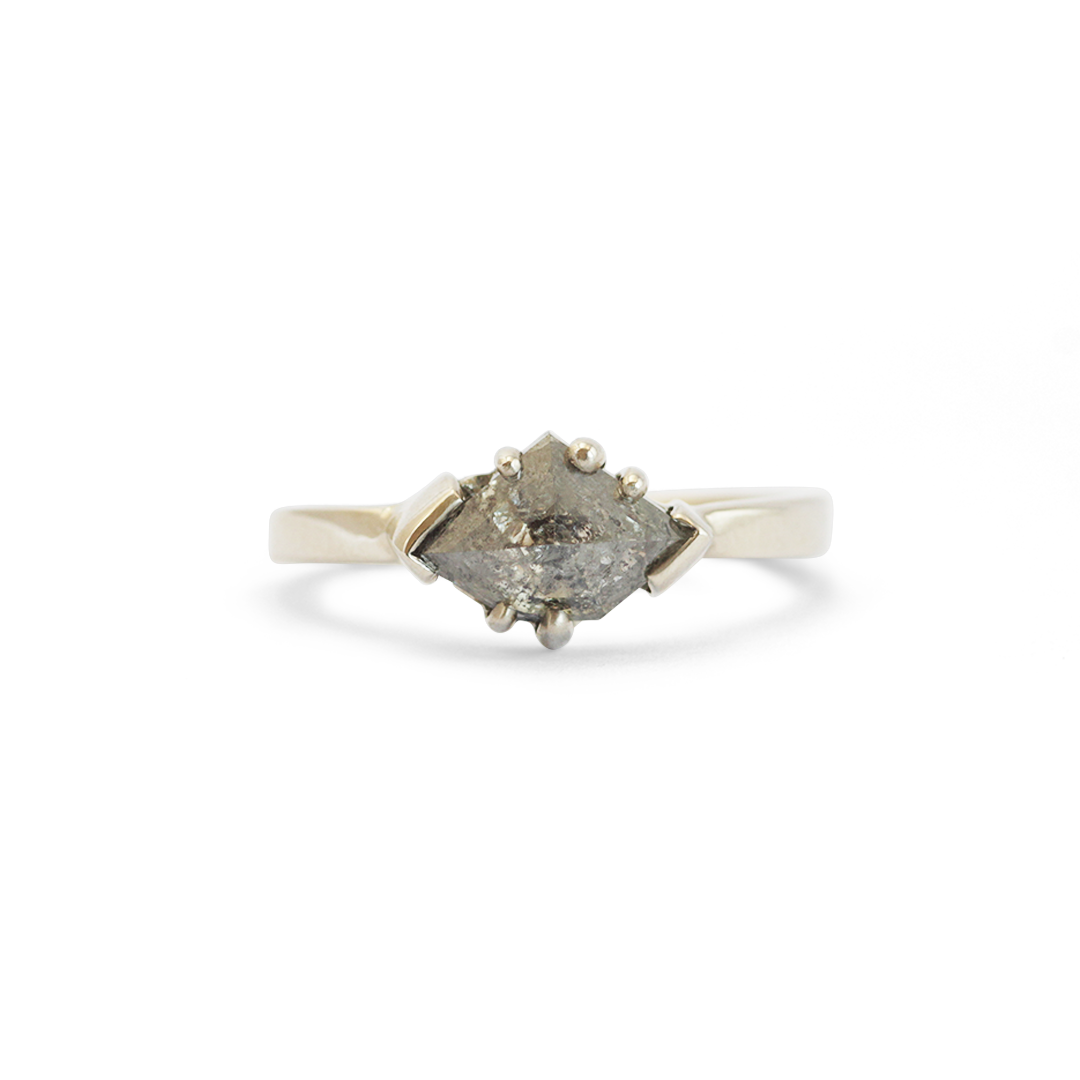 Load image into Gallery viewer, Miro Ring / Rose Cut Duchess S&amp;amp;P Diamond 1.65ct - Goldpoint Studio - Greenpoint, Brooklyn - Fine Jewelry
