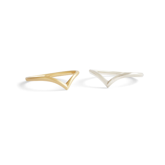Peak Band / Knife Edge shown in both 14k yellow gold and 14k white gold