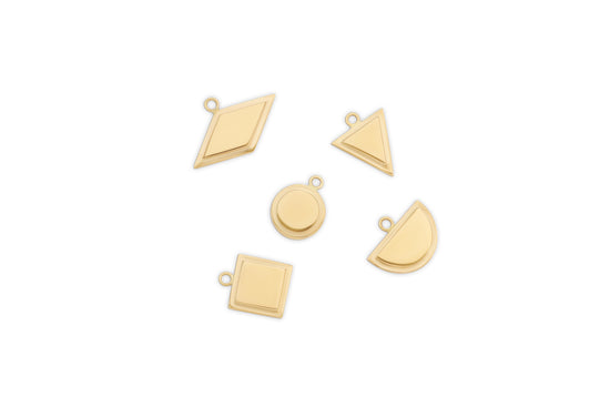 Step Frame Charm / Circle by Goldpoint